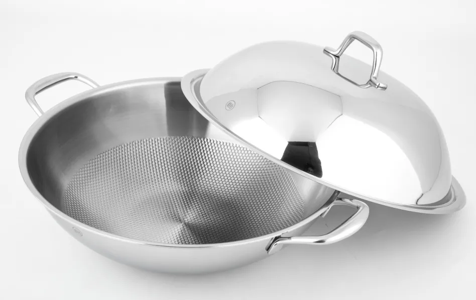 dresden_wok_mit_wabenbode_0.webp Koch DRESDEN Wok mit Wabenboden 32 cm